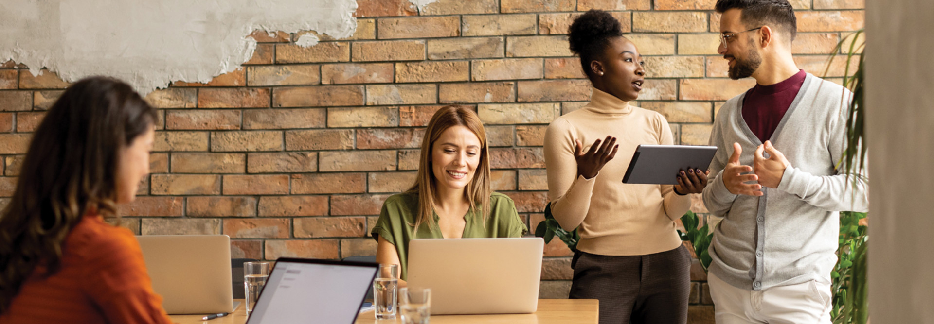 PLN vs. PLC in Education: Where to Find Your Community